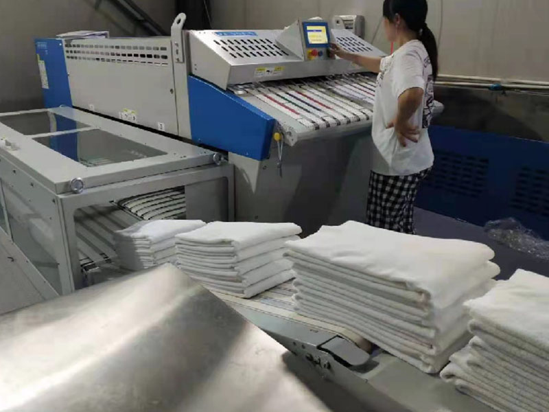 枞阳巾类折叠机-02